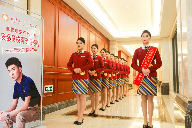 1665993061864637.jpg B38X9744.jpg