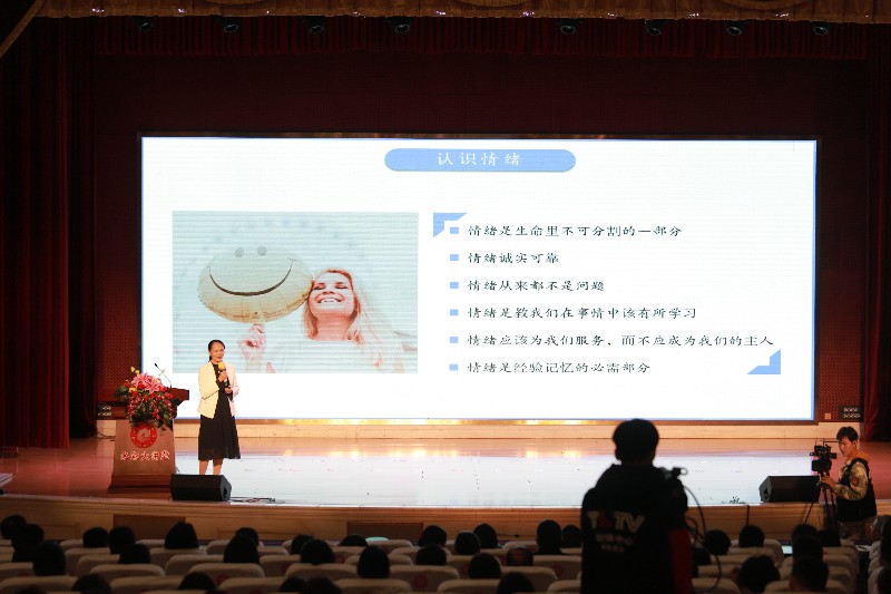 1669103776107149.jpg 2c79f3b4bb5f533bf251cbc385acded.jpg