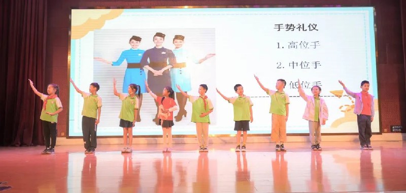 1684892973292573.jpg b4d7c7c7970b55c7ae4960e28e20bf1.jpg