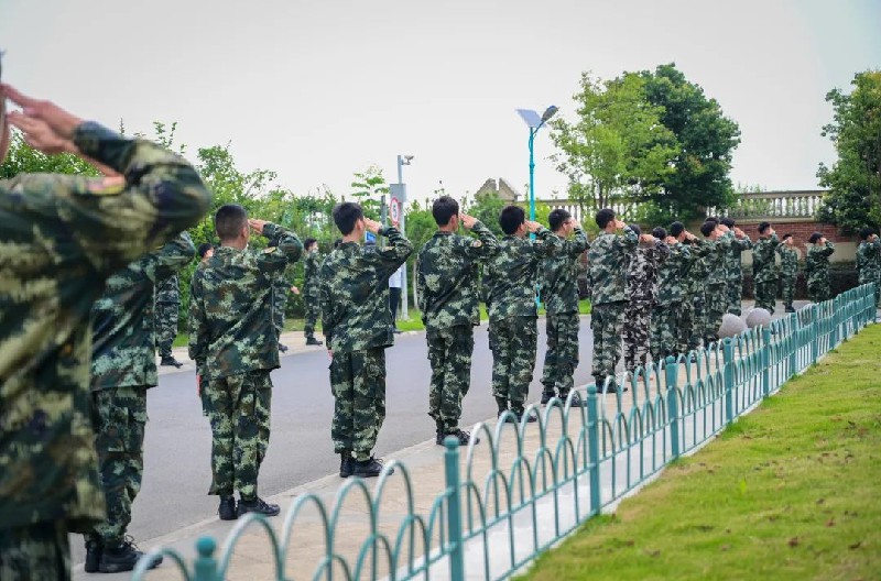 1687229618883528.jpg 5f2345cefac44efd692f6d37cfecf2b.jpg